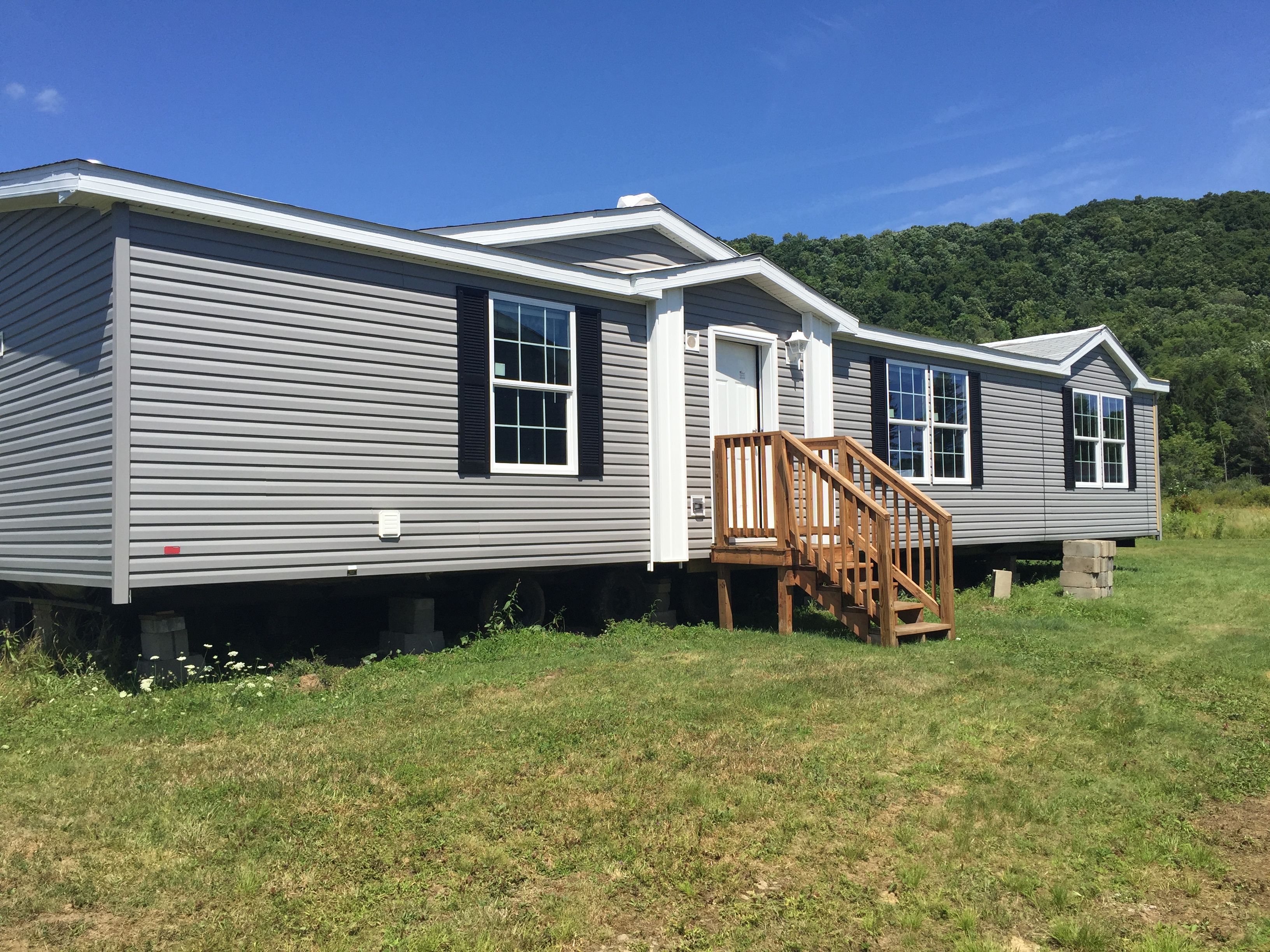 Beacon Prime Skyview Ranch (Clearance Model) 3 Bedroom Sectional Ranch