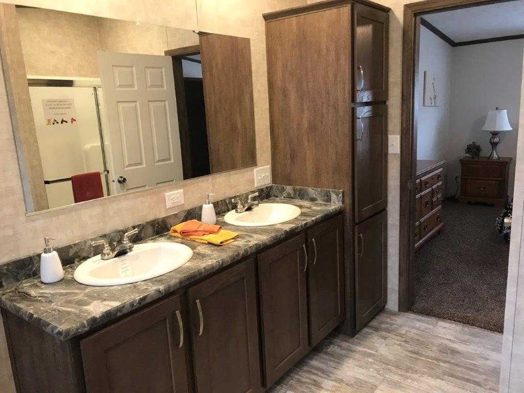 Lincoln Hidden Butler Pantry Home 3 Bedroom Sectional Ranch In