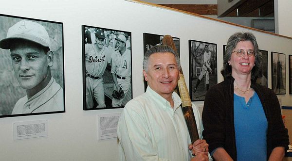 Exhibit highlights Indians and baseball