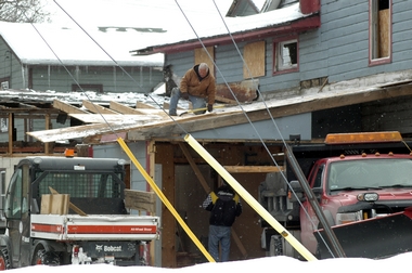 Asbestos $ stalls building demolition