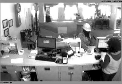 Cops still looking for Sharon bank robber