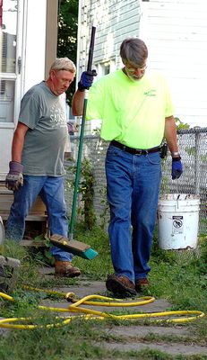 Hibernians helping Sharon dry out