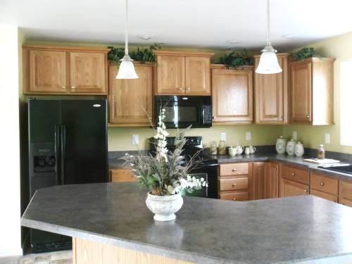 Lots of cabinet space