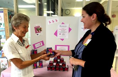 Hospital auxiliary bulbs will "Light the Night Pink"