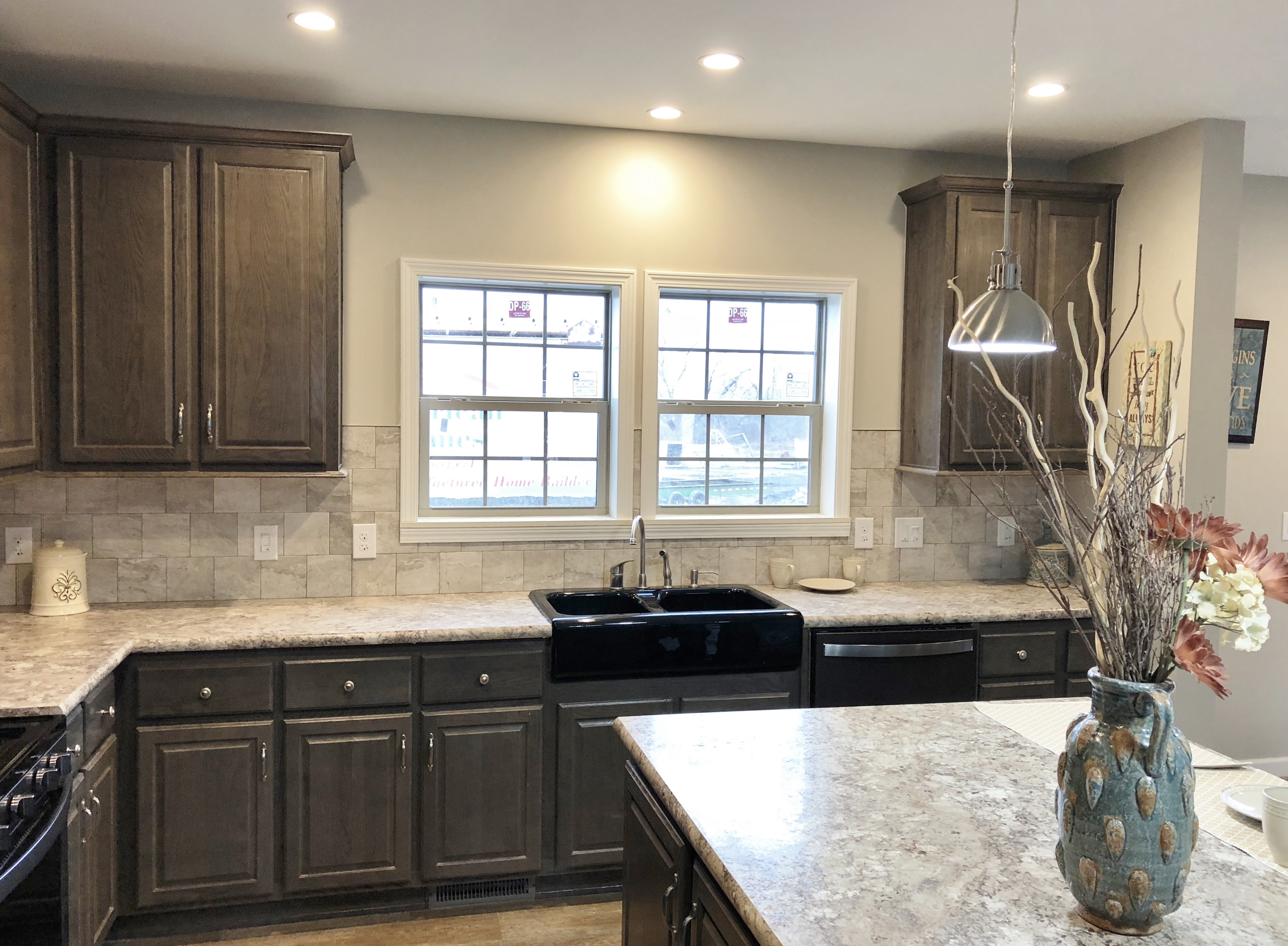 Plenty of Counter Space ~ Black Farmhouse Sink