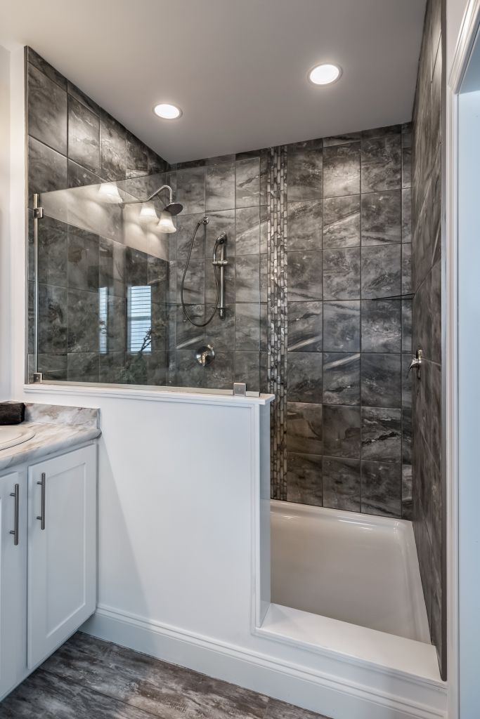 Master Bath 4x6 Walk In Shower