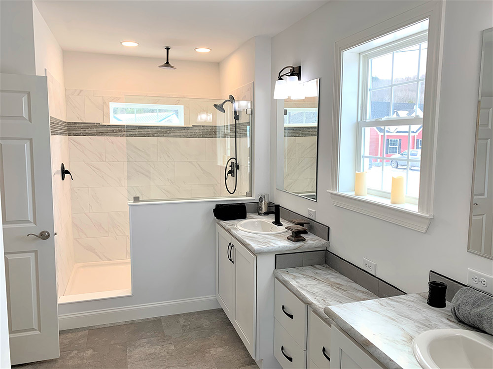 Master Bath  4x6 Walk In Shower