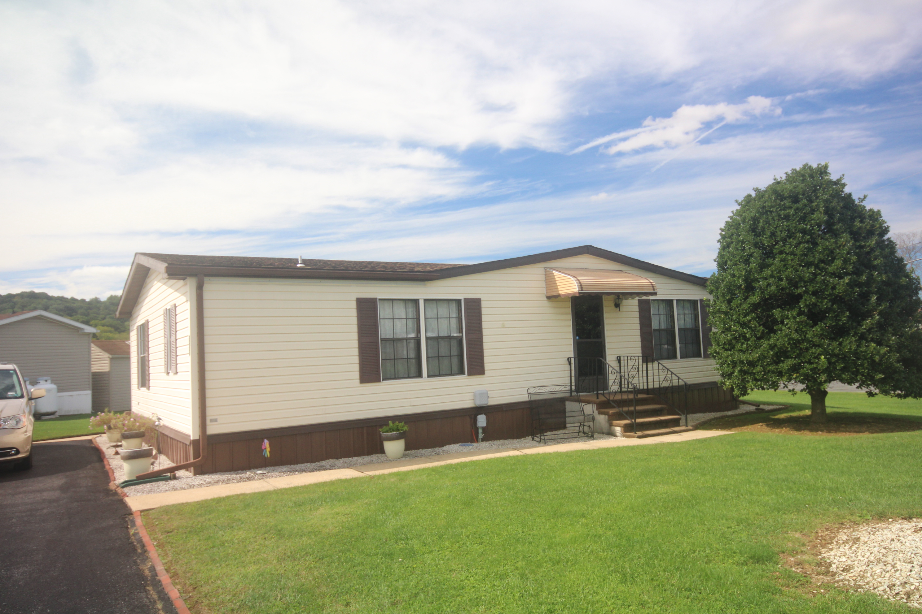 Pre-Owned Redman Double Wide, 26x40