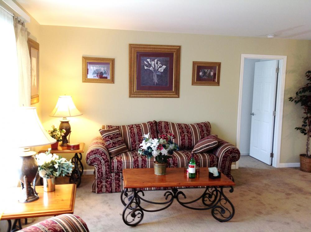 View from front door into livingroom