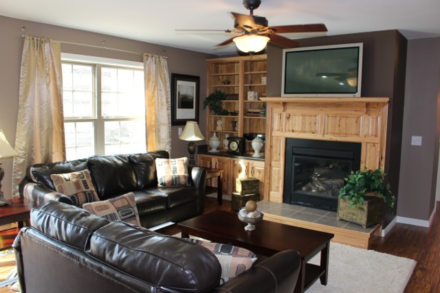 Open spacious family room.