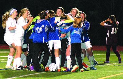 SCS girls win Sectionals; headed to states