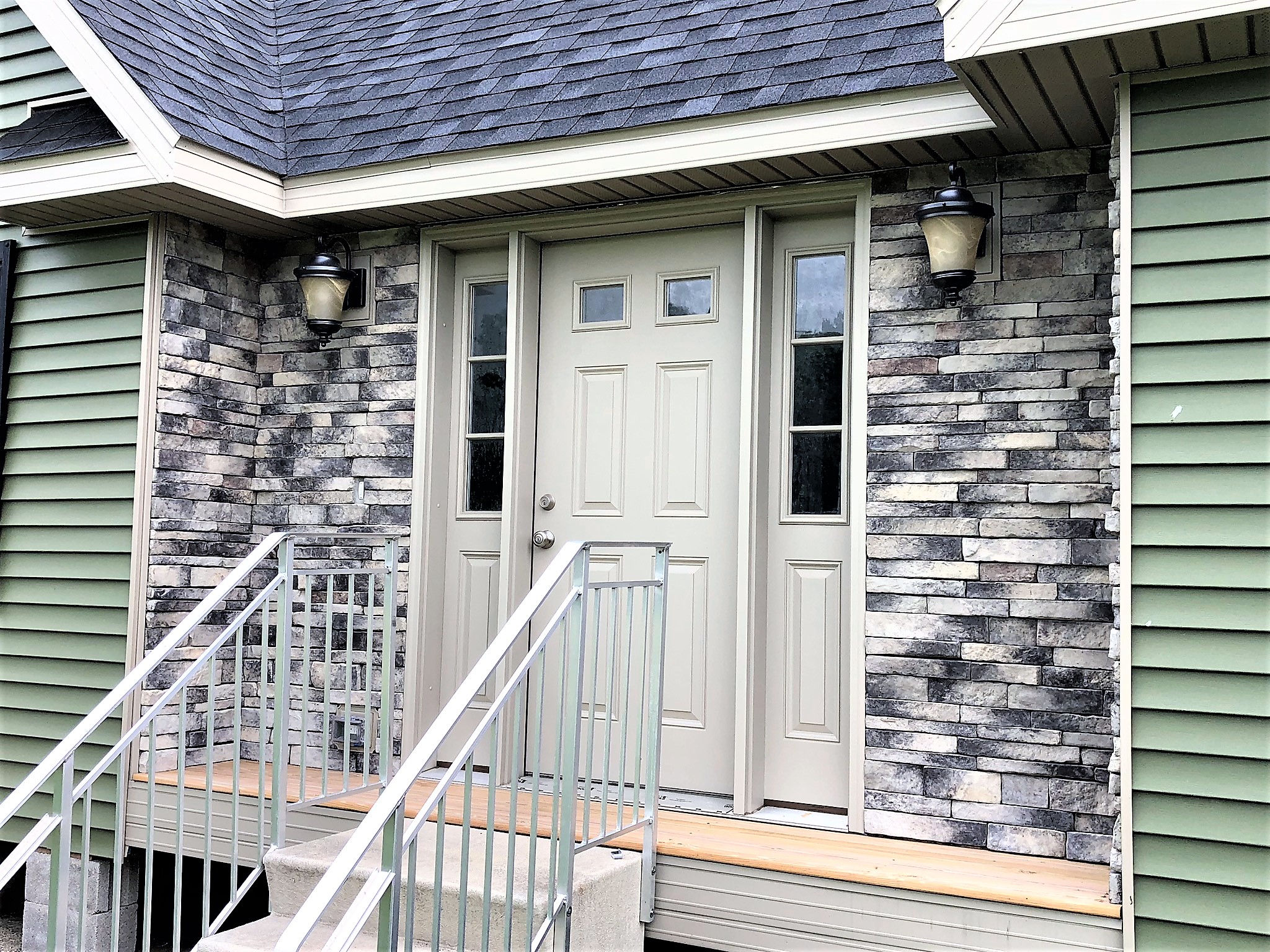 Shown With Double Sidelight Front Door And Stone Recess